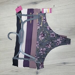 VINCE CAMUTO NO SHOW THONG.
